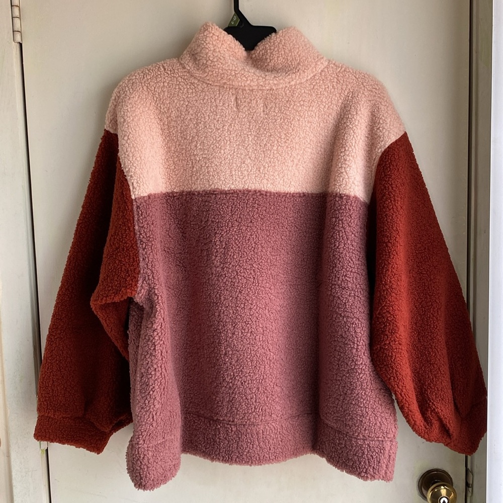 Universal Thread Goods Co Pullover Top - Picture 3 of 3